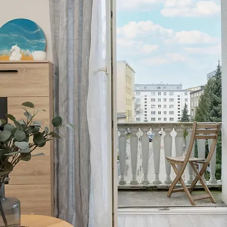 Apartment Przytulne Dla 3 Osob W Sercu Gdyni By Renters
